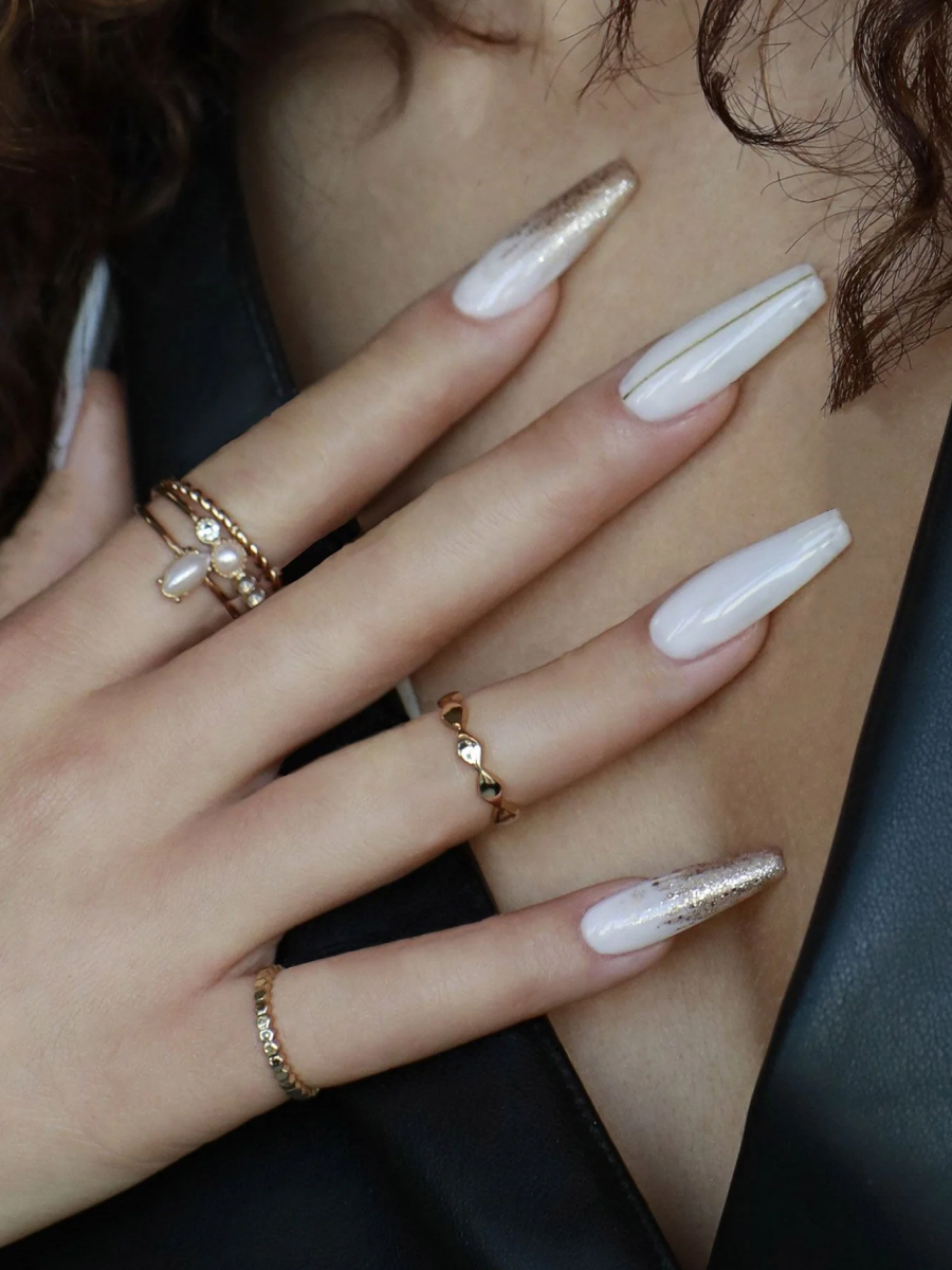 4 SEASONS NAILS & ORGANICS