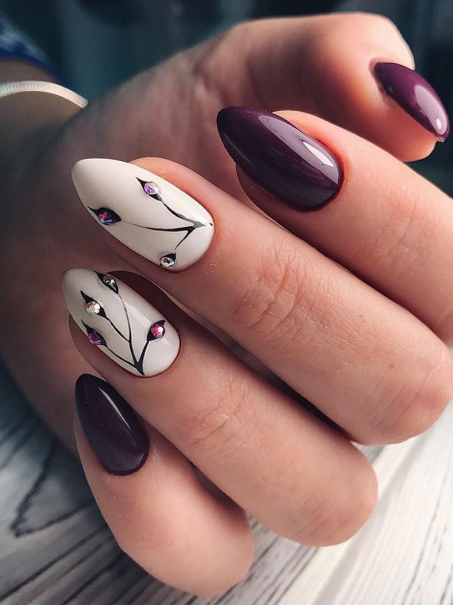 4 SEASONS NAILS & ORGANICS
