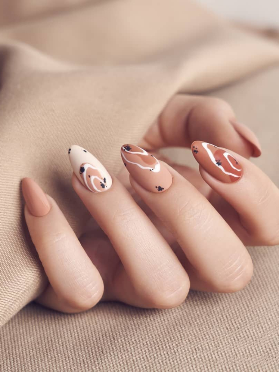 4 SEASONS NAILS & ORGANICS