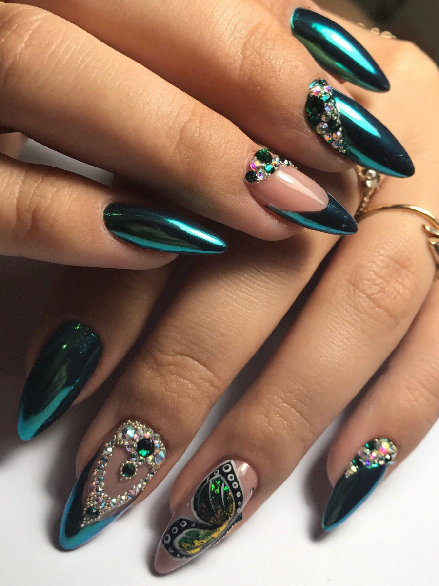 4 SEASONS NAILS & ORGANICS