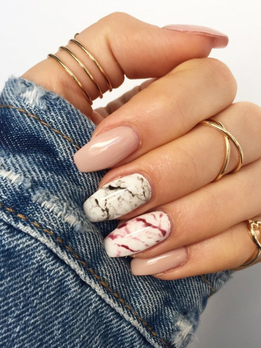 4 SEASONS NAILS & ORGANICS